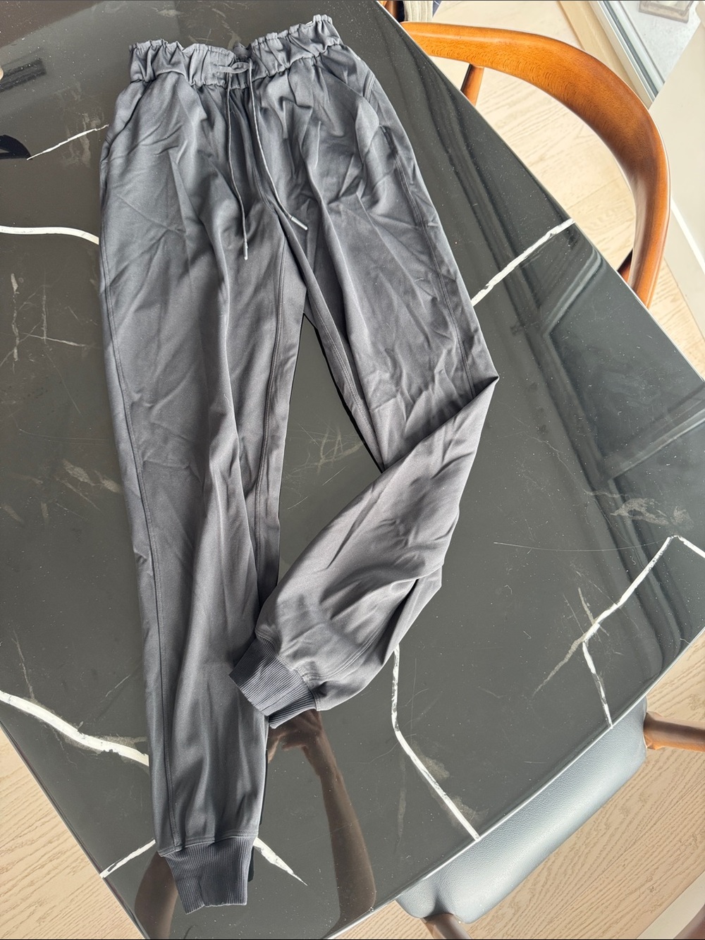 Women's Black Lululemon Jogger Pants with Elastic Waist